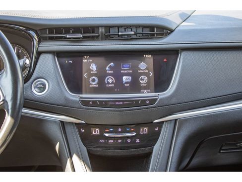 Used 2019 Cadillac XT5 Luxury AWD/4WD image 24