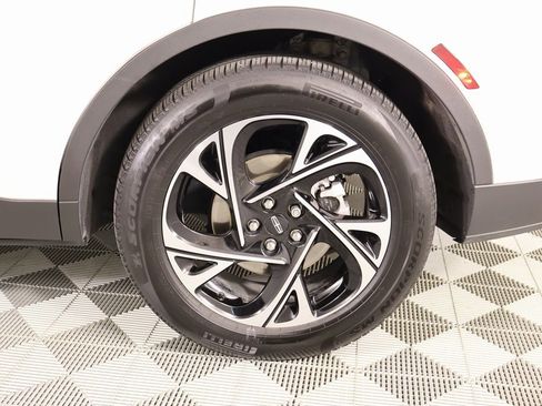 Used 2024 Lincoln Nautilus Premier w/ Equipment Group 102A image 20