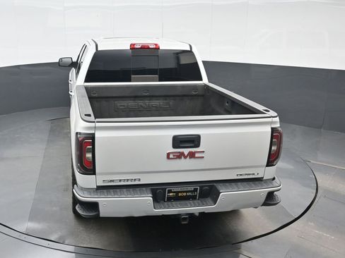 Used 2016 GMC Sierra 1500 Denali w/ Denali Ultimate Package AWD/4WD image 19