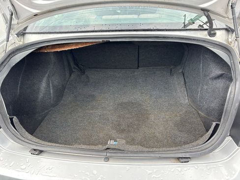 Used 2010 Dodge Charger SXT RWD image 18