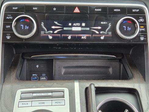 Used 2024 Genesis GV80 2.5T image 25