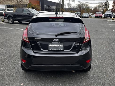 Used 2014 Ford Fiesta SE image 7