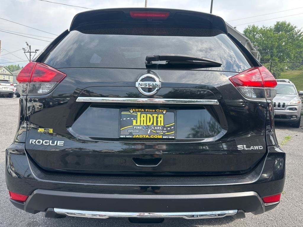 Used 2018 Nissan Rogue SL w/ Premium Package AWD/4WD image 7