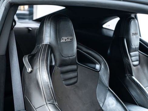 Used 2015 Chevrolet Camaro SS w/ SS Performance Package image 24