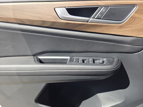 New 2026 Volkswagen Atlas SE image 17