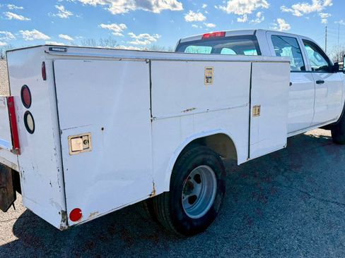 Used 2015 GMC Sierra 3500 4x4 Crew Cab w/ Snow Plow Prep Package image 5