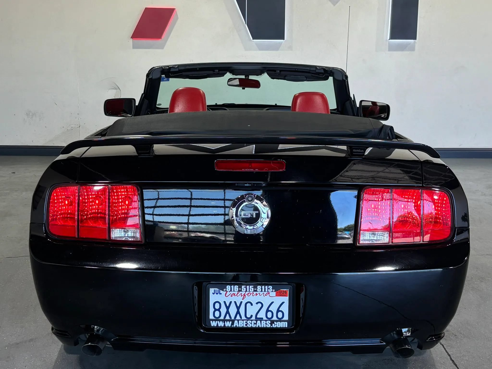 Used 2005 Ford Mustang GT Premium RWD image 16