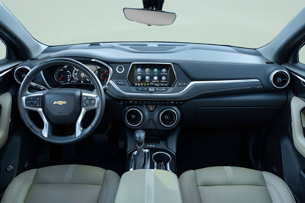 Used 2021 Chevrolet Blazer Premier w/ Driver Confidence II Package FWD image 19