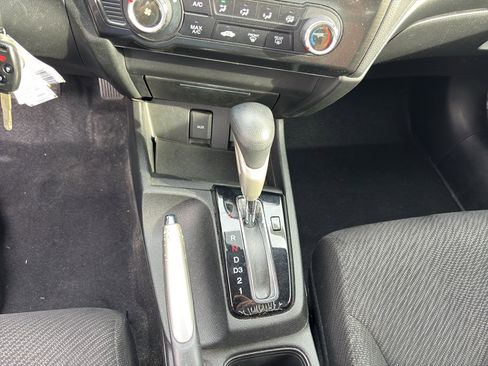 Used 2013 Honda Civic LX image 12