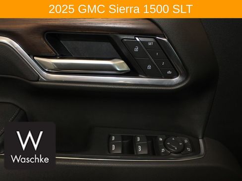 Used 2025 GMC Sierra 1500 SLT w/ SLT Premium Plus Package image 17