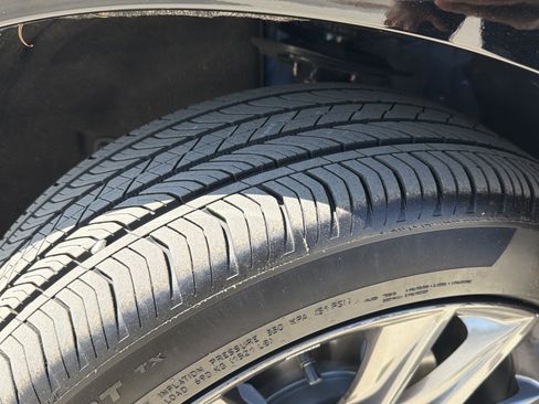 Used 2025 Acura ADX A-Spec image 12