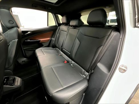 Used 2022 Volkswagen ID.4 Pro S w/ Gradient Package image 28