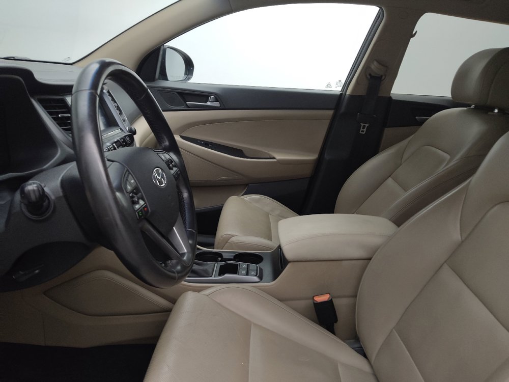 Used 2016 Hyundai Tucson Limited w/ Option Group 03 FWD image 17