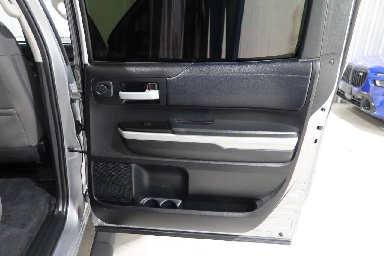 Used 2021 Toyota Tundra SR5 w/ SR5 Upgrade Package AWD/4WD image 29