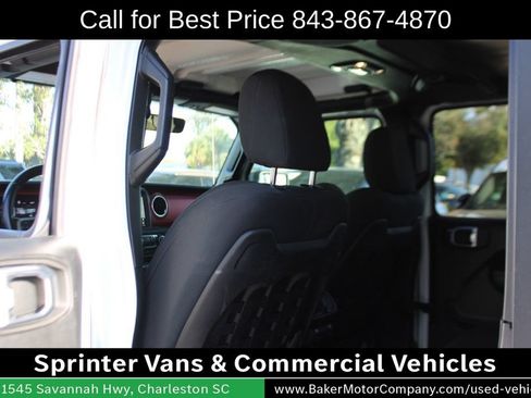 Used 2021 Jeep Wrangler Unlimited Rubicon AWD/4WD image 26