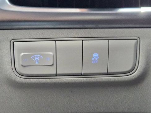 Certified 2025 Hyundai Tucson SE FWD image 22