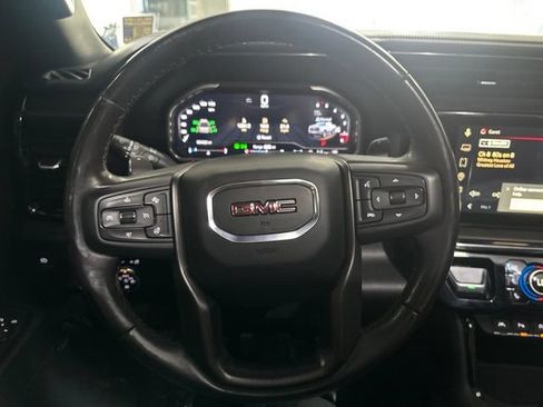 Used 2023 GMC Sierra 1500 AT4 w/ AT4 Premium Package AWD/4WD image 16