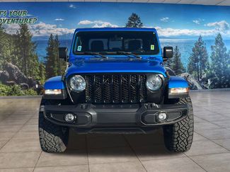 Used 2022 Jeep Gladiator Sport video 2