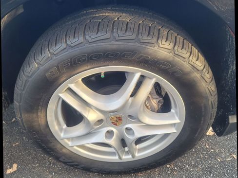 Used 2009 Porsche Cayenne image 26