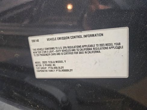 Used 2023 Tesla Model Y Long Range image 30