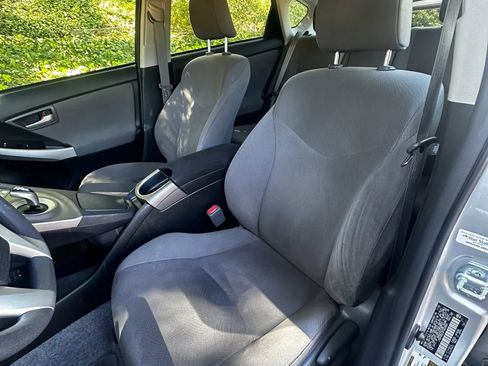 Used 2015 Toyota Prius Three image 13