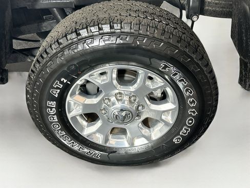 Used 2024 RAM 2500 Laramie w/ Safety Group image 11