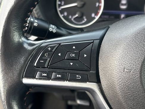 Used 2023 Nissan Sentra SR w/ SR Premium Package image 21