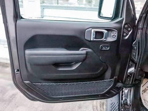 New 2026 Jeep Gladiator Sport AWD/4WD image 25