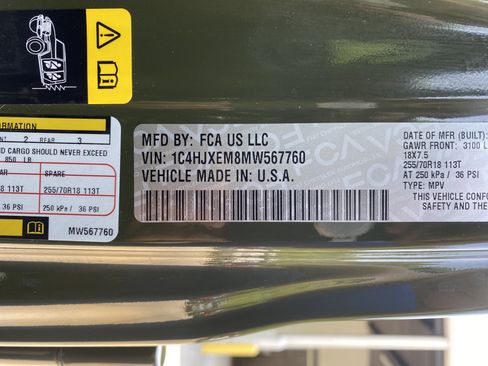 Used 2021 Jeep Wrangler Unlimited Sahara AWD/4WD image 37