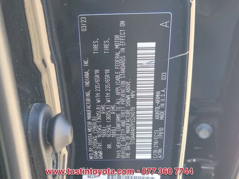 Used 2023 Toyota Highlander Bronze Edition w/ Protection Package #3 (TMS) FWD image 18
