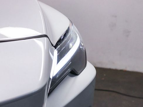 Used 2025 Lexus RX 350 FWD w/ Accessory Package image 7