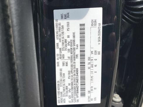 Used 2022 Ford F450 Limited w/ FX4 Off-Road Package AWD/4WD image 35
