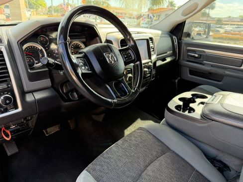 Used 2017 RAM 1500 Big Horn RWD image 9