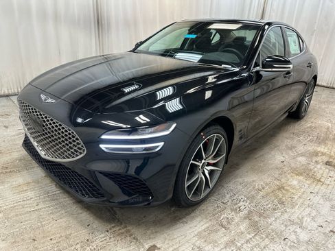 New 2025 Genesis G70 2.5T image 3