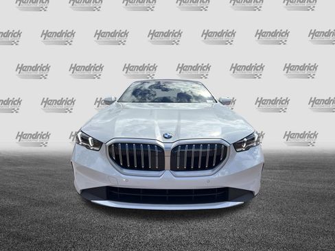 Used 2026 BMW 530i w/ Premium Package RWD image 3