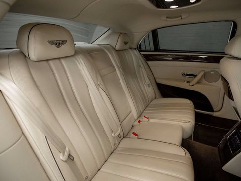 Used 2015 Bentley Flying Spur V8 AWD/4WD image 35
