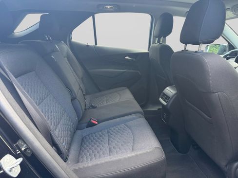 Used 2021 Chevrolet Equinox LT AWD/4WD image 18