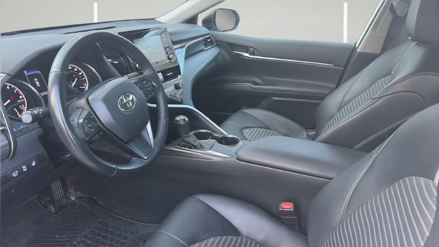 Used 2024 Toyota Camry SE FWD image 6