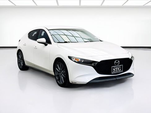 Used 2020 MAZDA MAZDA3 AWD Hatchback image 3