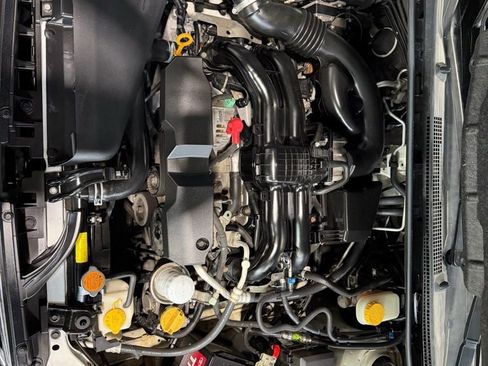 Used 2015 Subaru Impreza 2.0i Premium image 8