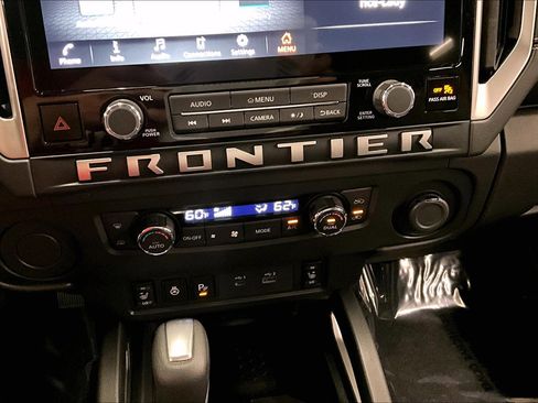 New 2025 Nissan Frontier SV w/ SV Convenience Package RWD image 24