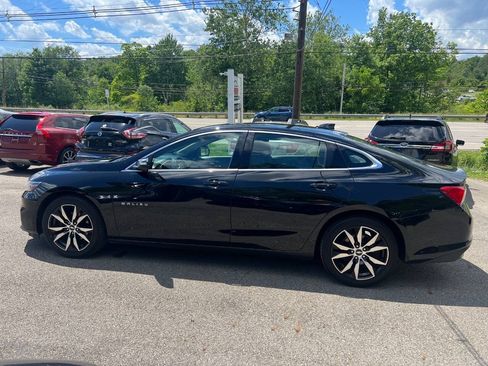 Used 2018 Chevrolet Malibu LT FWD image 7