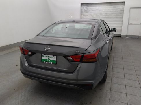 Used 2024 Nissan Altima 2.5 SV image 7