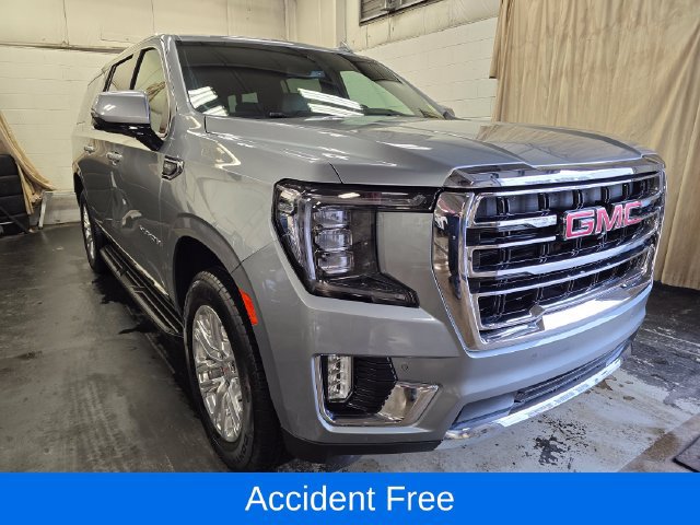 Used 2024 GMC Yukon XL SLT w/ SLT Luxury Package AWD/4WD image 4