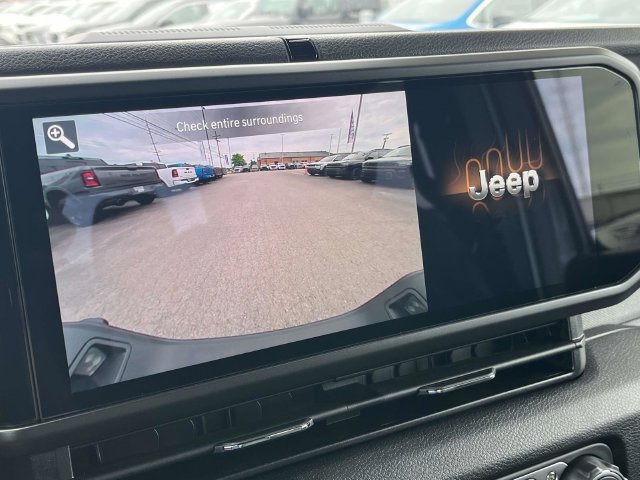 New 2026 Jeep Gladiator Sport AWD/4WD image 21