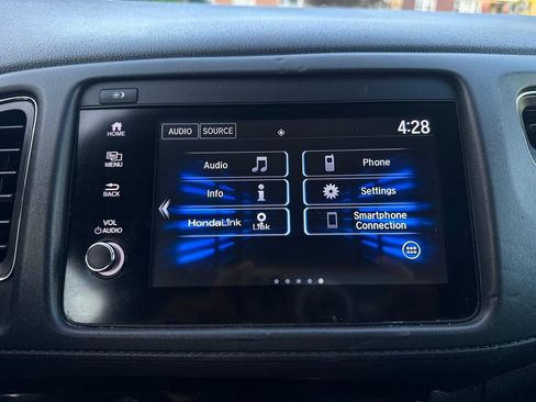 Used 2021 Honda HR-V EX image 17