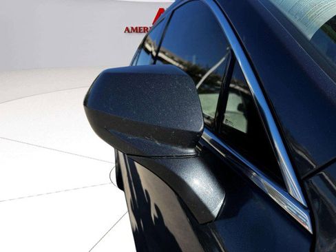 Used 2019 Cadillac XT4 Premium Luxury image 9