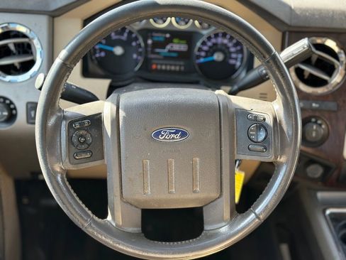 Used 2016 Ford F350 Lariat w/ Lariat Ultimate Package image 4