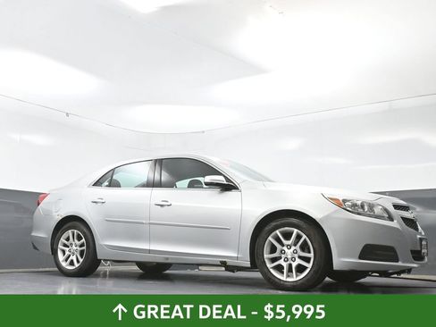 Used 2014 Chevrolet Malibu LT FWD image 50