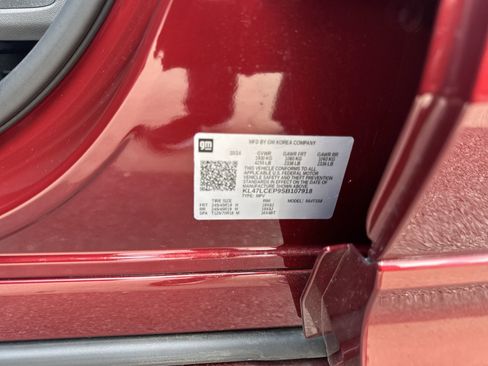 Certified 2025 Buick Envista Avenir image 32